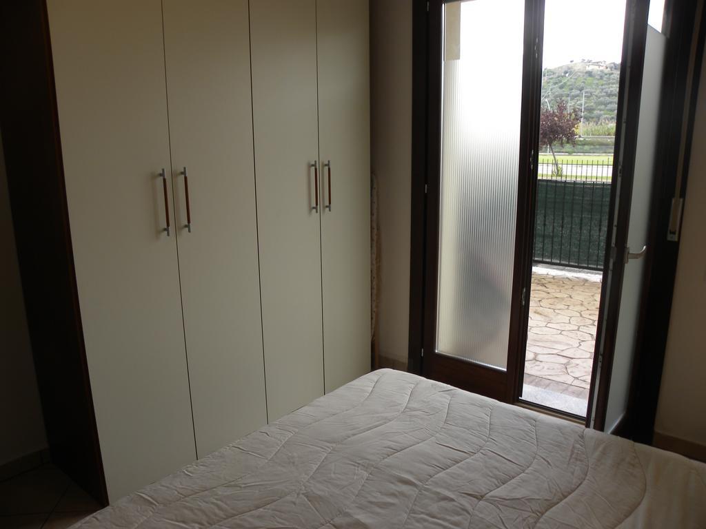 Alba D'Abruzzo Bed And Breakfast Alba Adriatica Bagian luar foto