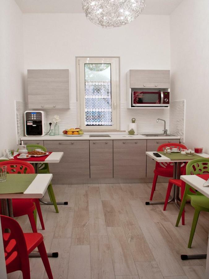 Alba D'Abruzzo Bed And Breakfast Alba Adriatica Bagian luar foto